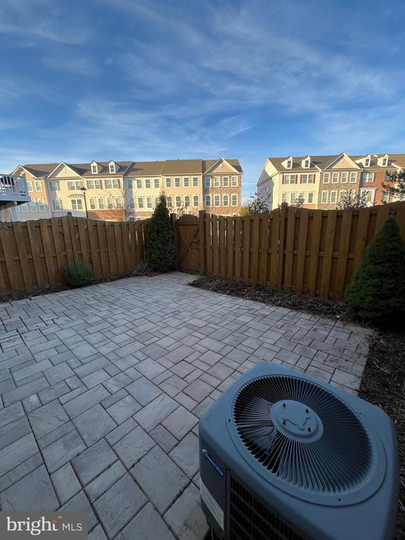 Building Photo - 42253 Dean Chapel Square