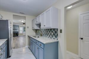 Building Photo - 66 Montebello Ln