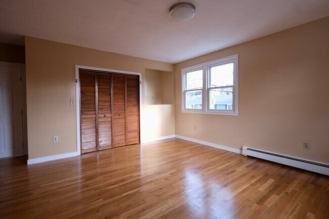 Building Photo - 26 Cleveland St