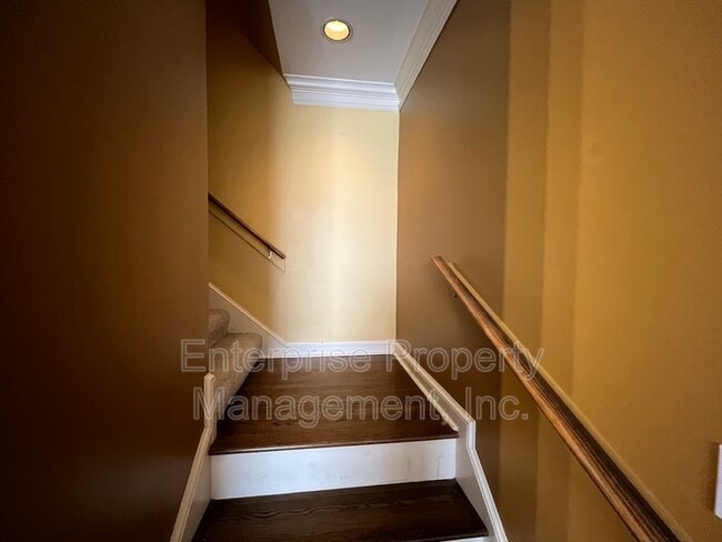 Building Photo - 958 Harbor View Dr