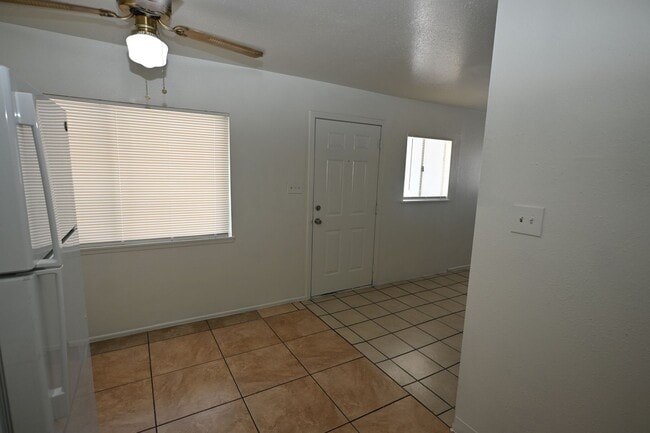 Building Photo - 6428 Casada Way