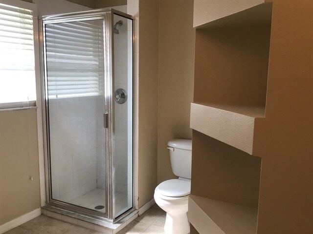 Building Photo - 558 Hatcher St SE