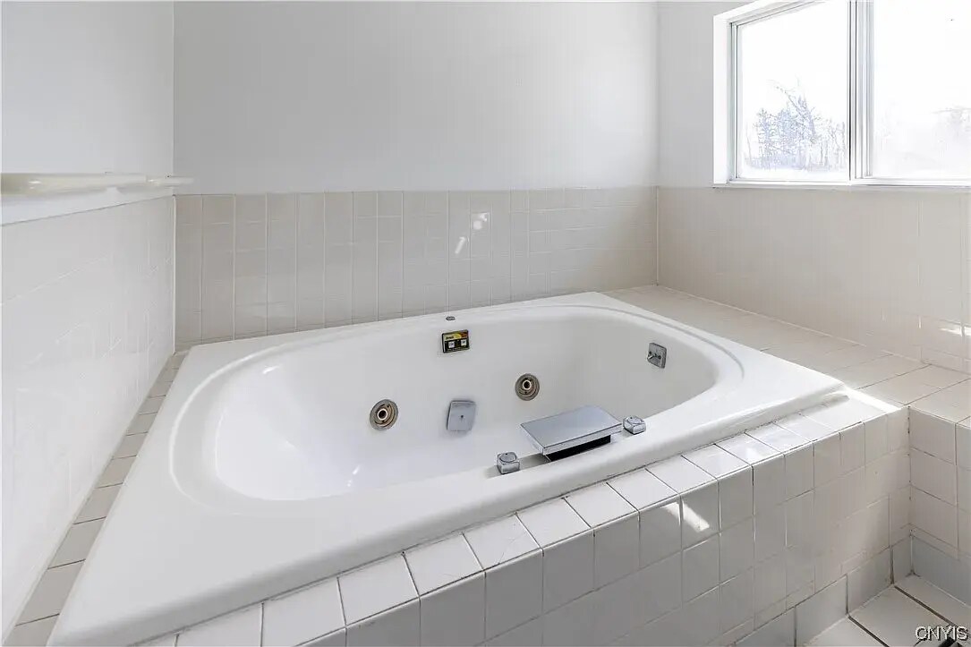 Building Photo - 7520 Spectrum Way