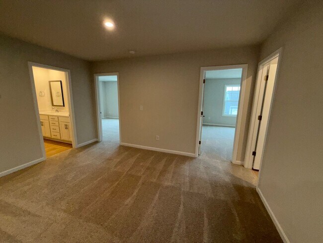 Building Photo - 3099 Blenheim Ct