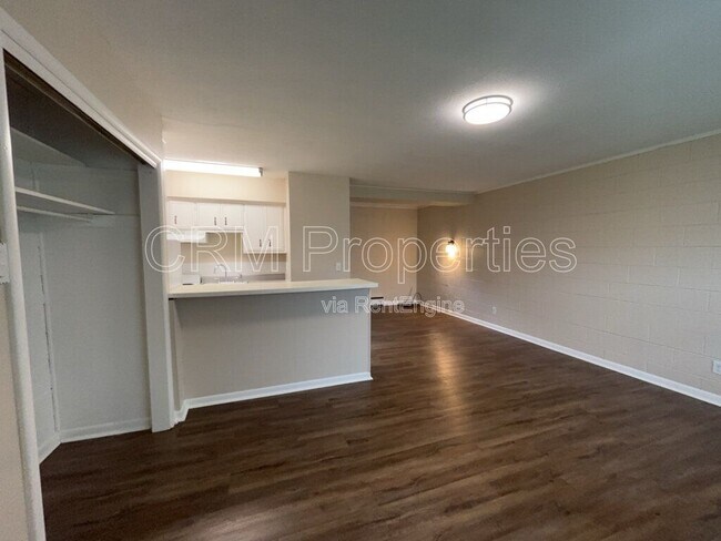 Building Photo - 6134 Hillside Ave