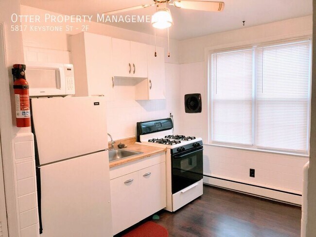 Building Photo - 5817 Keystone St