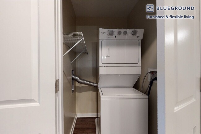 Building Photo - 79 Alexander St