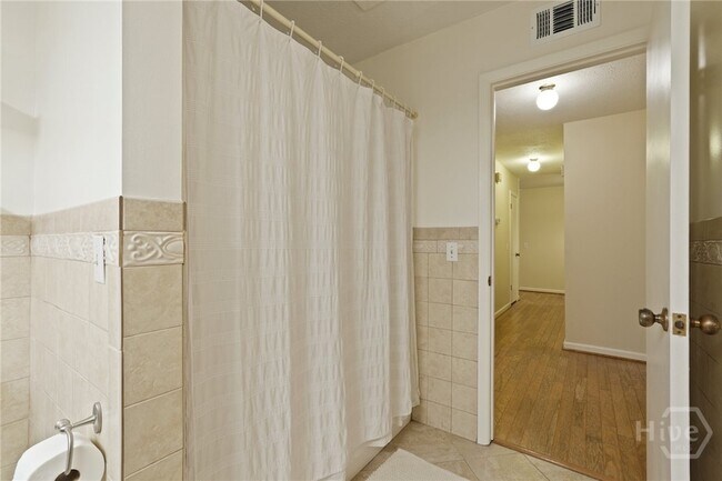 Building Photo - 609 Indigo Cir