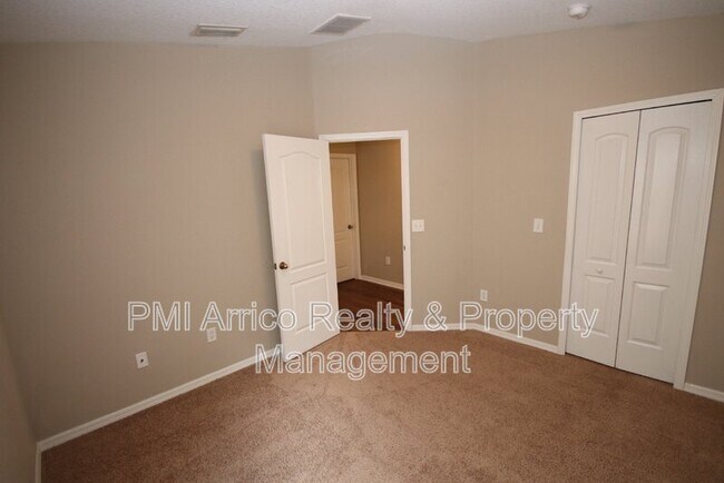 Building Photo - 12716 Evington Point Dr
