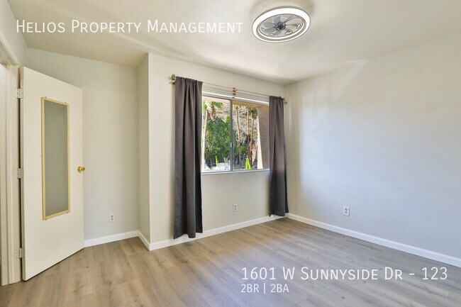 Building Photo - 1601 W Sunnyside Dr