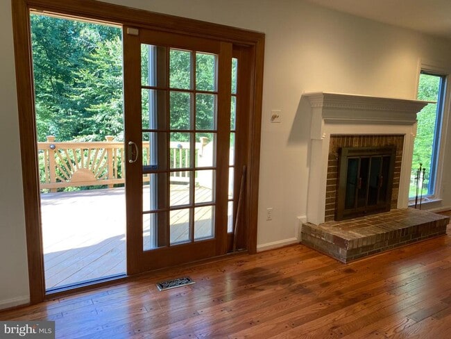 Building Photo - 6502 Sunny Hill Ct