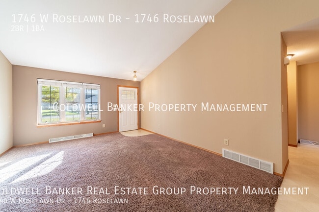 Building Photo - 1746 W Roselawn Dr