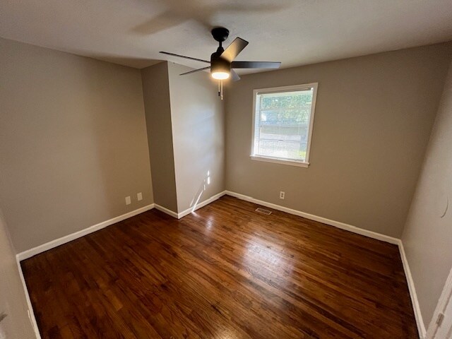 Building Photo - 5541 Dale Dr