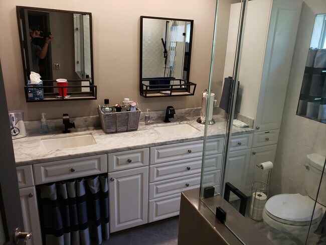 Building Photo - 3980 Oaks Clubhouse Dr