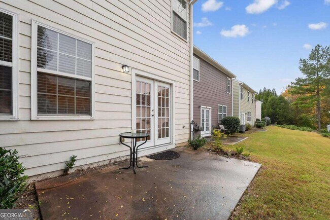 Building Photo - 605 Lofty Ln