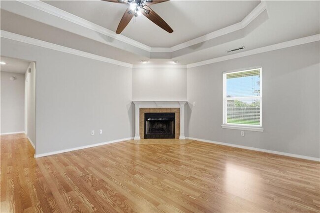 Building Photo - 6402 SW High Meadow Blvd