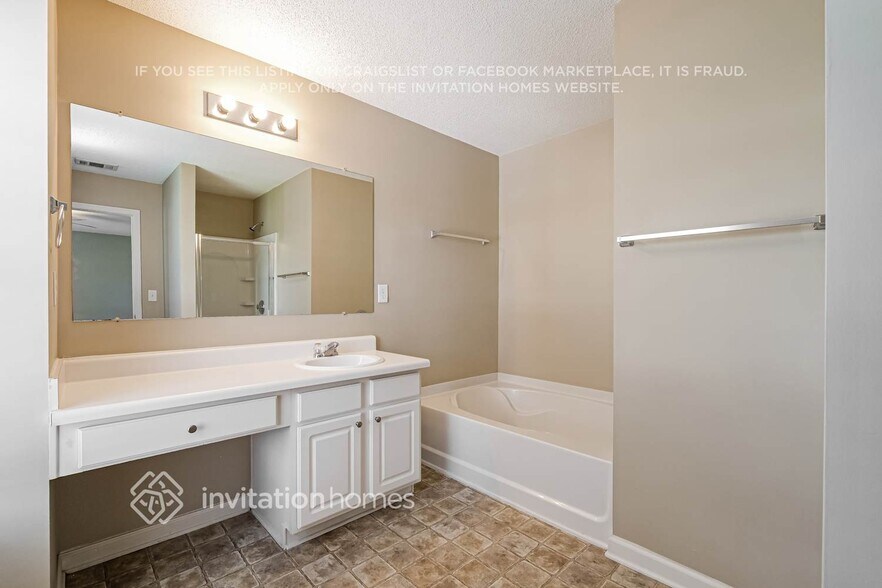 Building Photo - 407 Windstone Trail