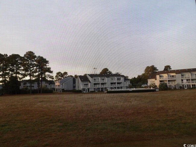 Building Photo - 1095 Plantation Dr W