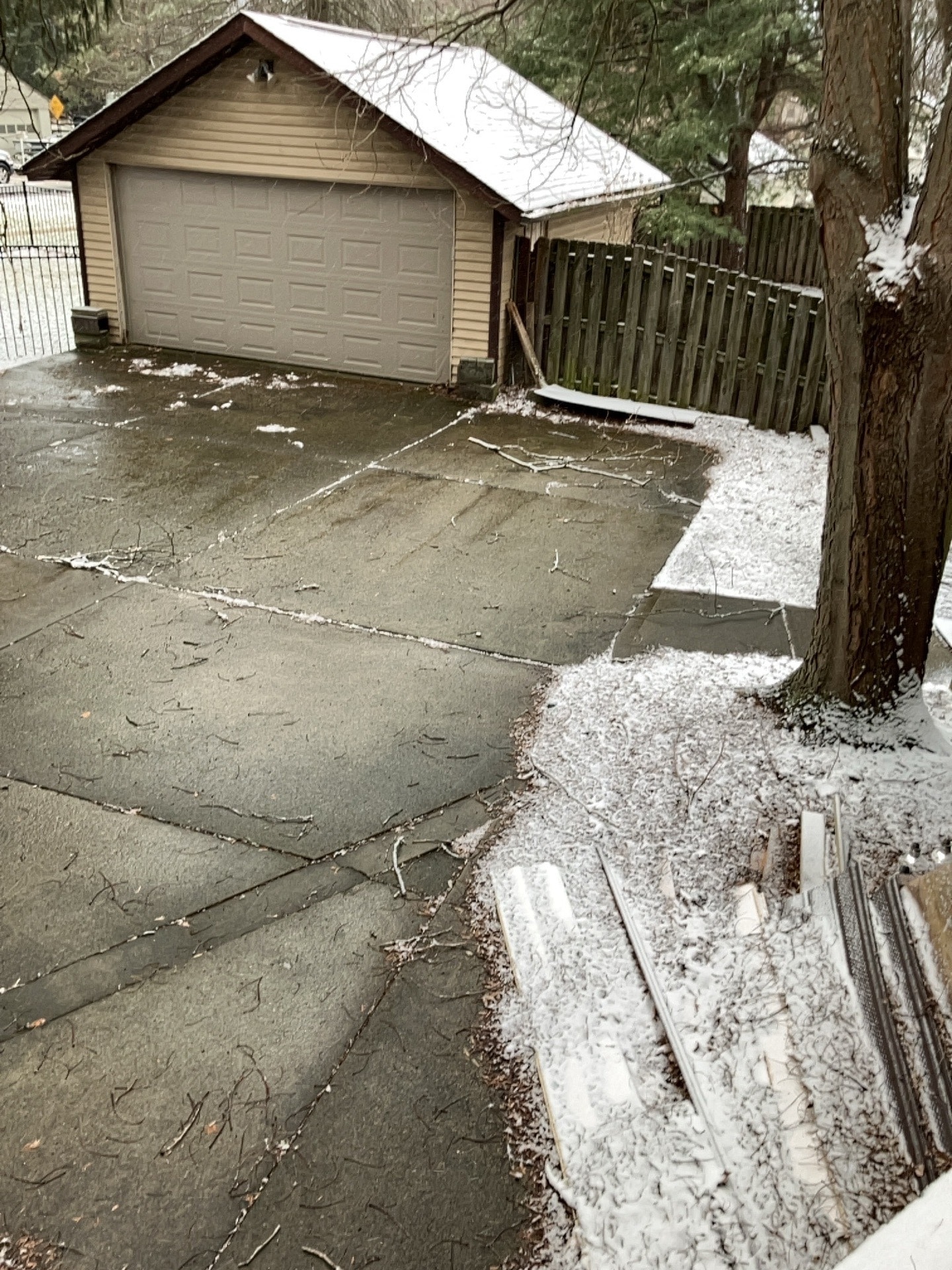 Building Photo - 147 N State St