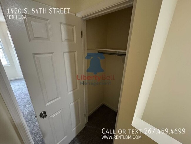 Building Photo - 1420 S 54th St