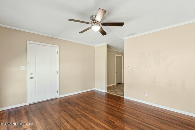 Building Photo - 1254 De Paul Dr