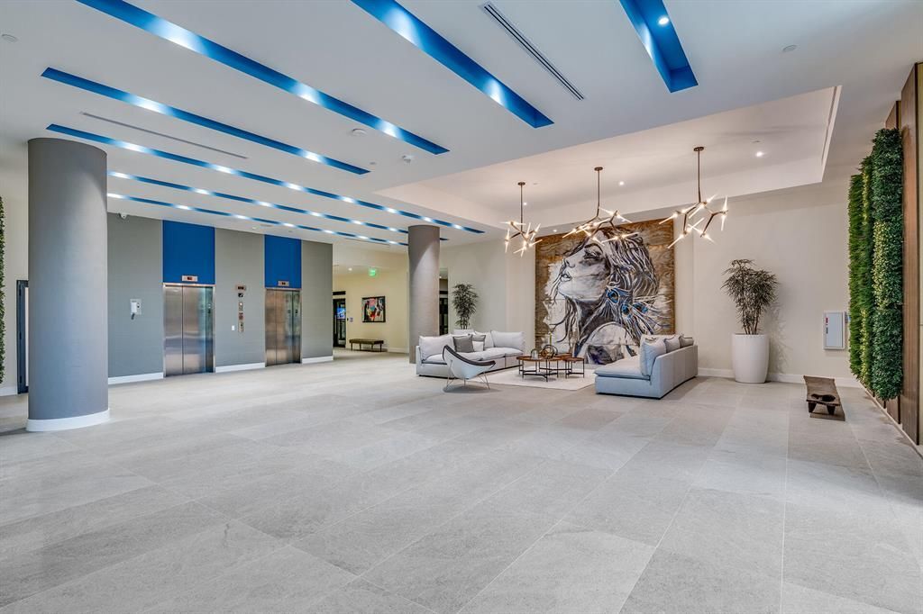 Building Photo - 5961 SW 68th St