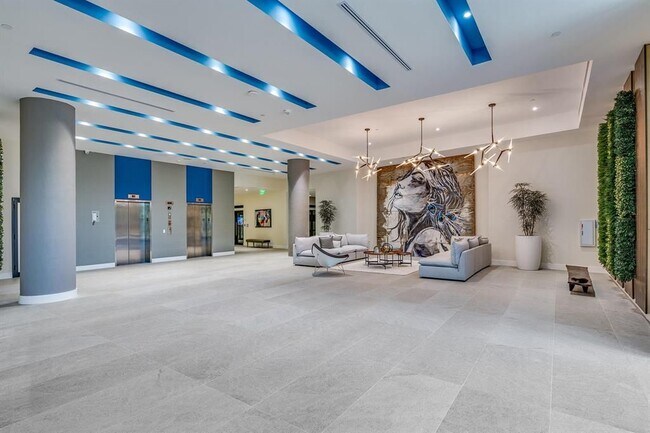 Building Photo - 5961 SW 68th St