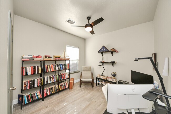 Building Photo - 18410 Avanta Cove Dr