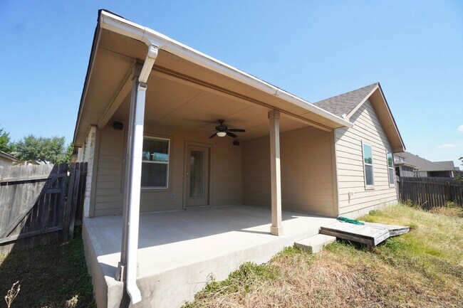 Building Photo - 1810 Laminar Creek Road