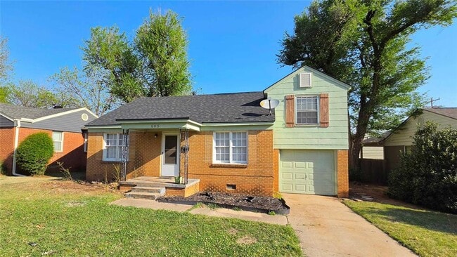 Building Photo - 605 NW 50th St