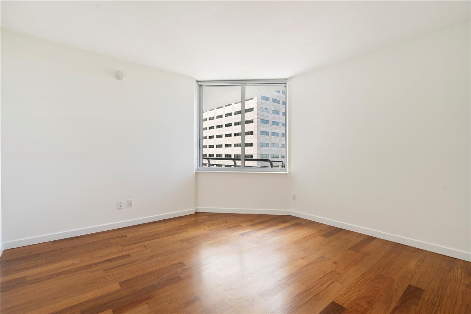 Building Photo - 325 S Biscayne Blvd