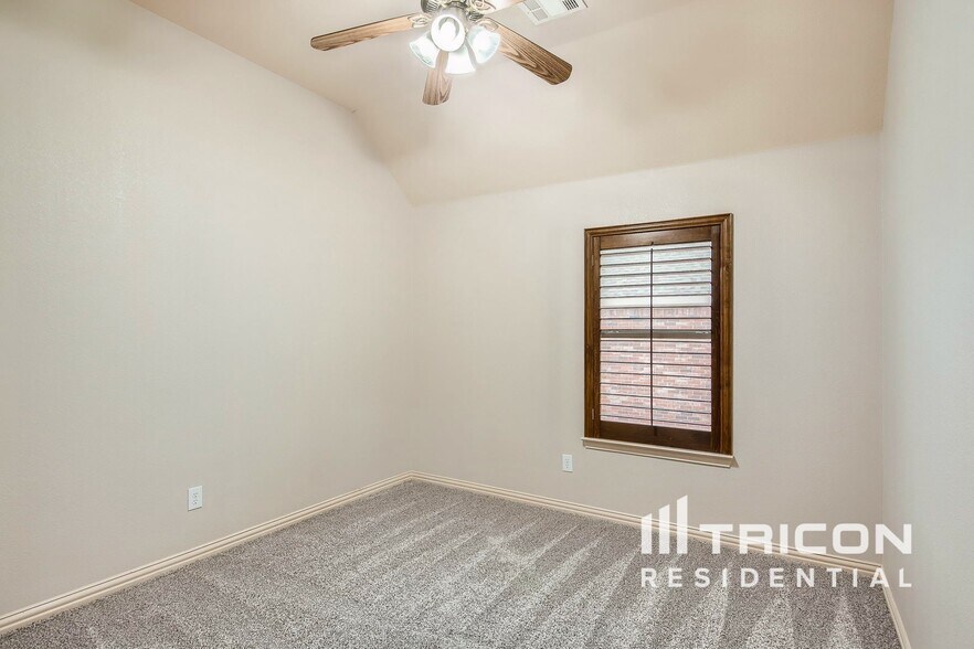 Building Photo - 10601 Waterview Pkwy