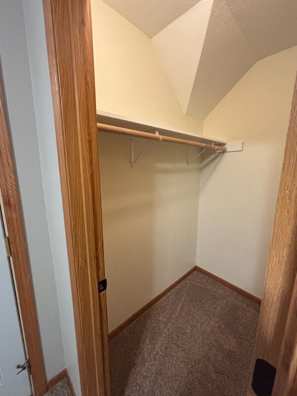 Building Photo - 814 6th Ave S