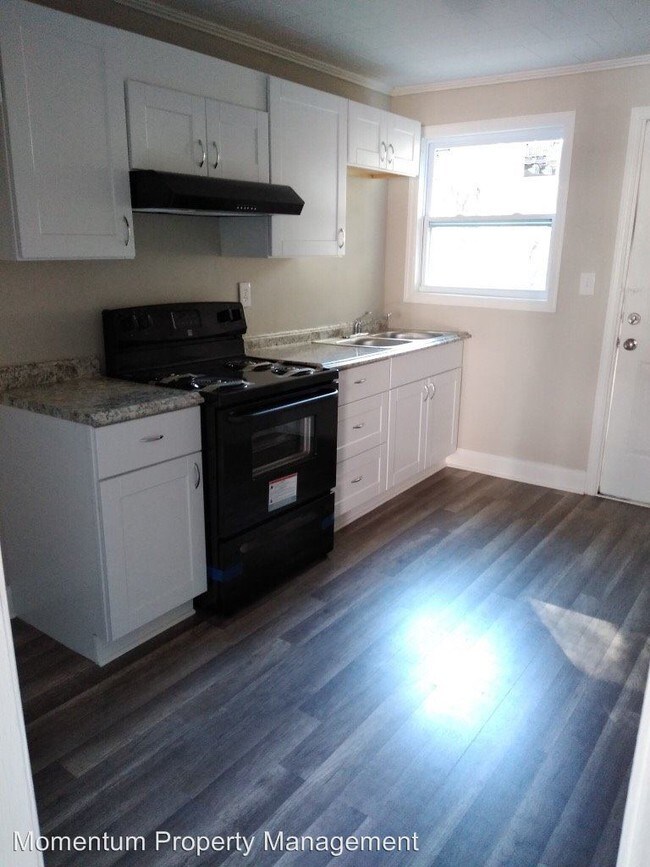 Building Photo - 417 S Emerson St