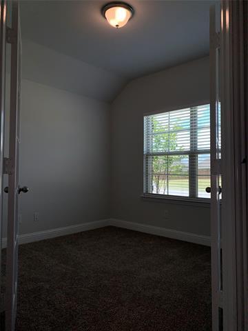 Building Photo - 2103 Swanmore Way