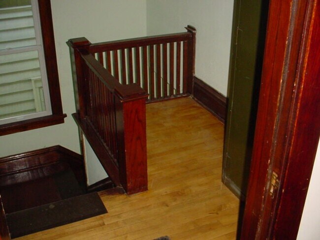 Building Photo - (518) - 819-821 E. Gorham Street