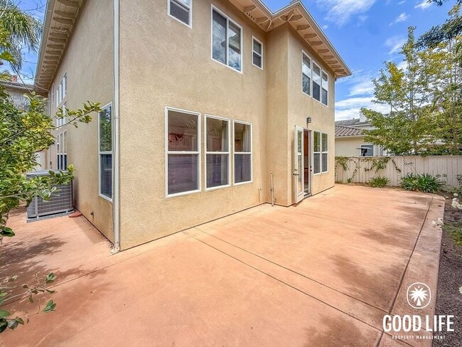 Building Photo - 4639 Vereda Mar Del Sol