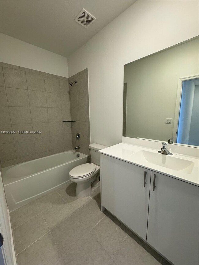 Building Photo - 23379 SW 128th Ave