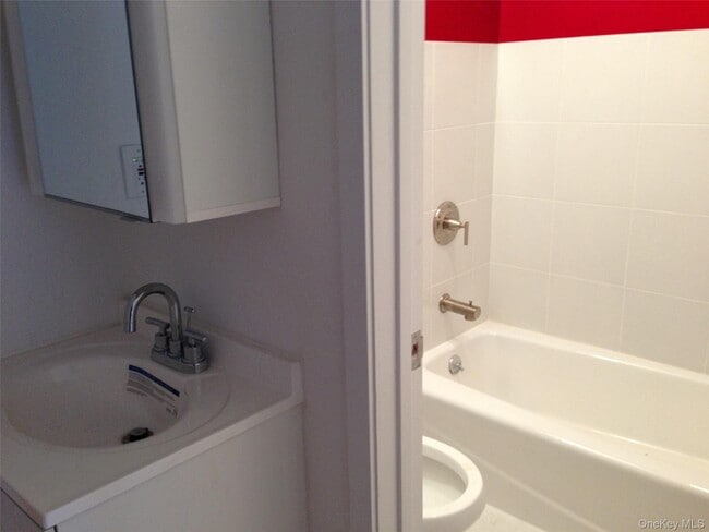 Building Photo - 43-14-43157 157th St