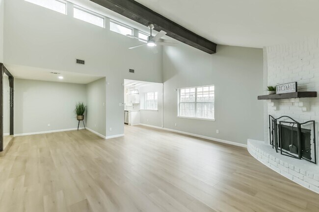 Building Photo - 11523 Early Mist Ct