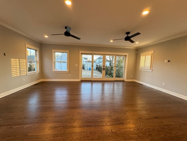 Building Photo - 67 W Sunset Ave