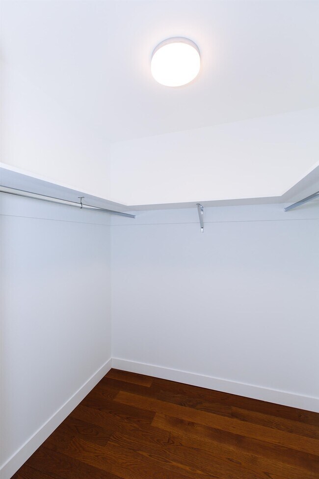 Building Photo - 99 Hudson St