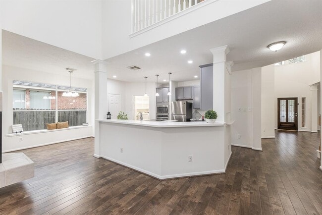 Building Photo - 5026 Bellmead Dr