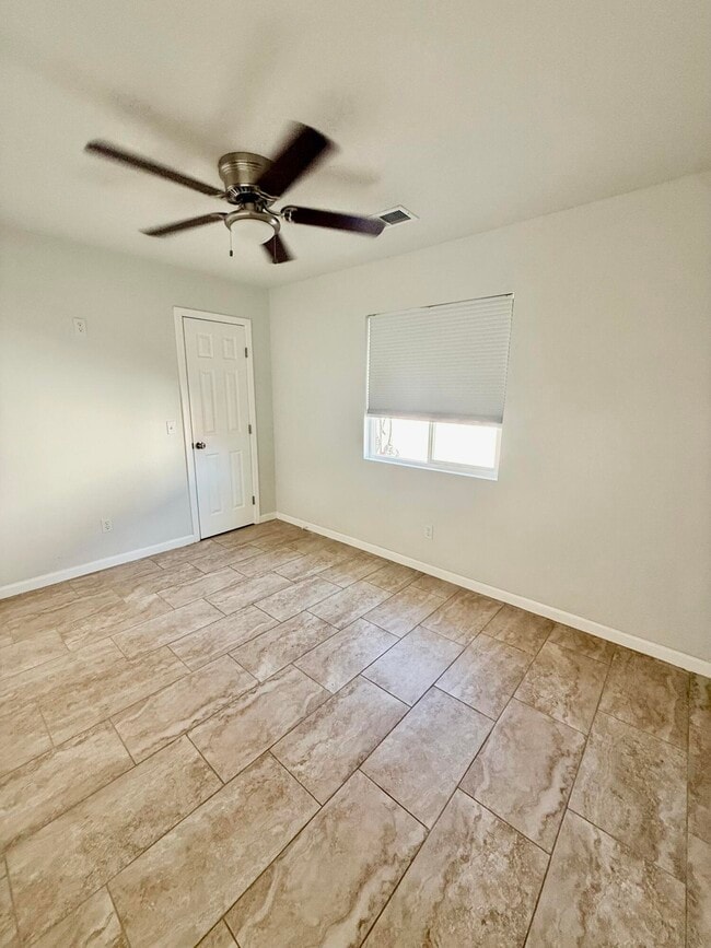 Building Photo - 52443 Tripoli Way