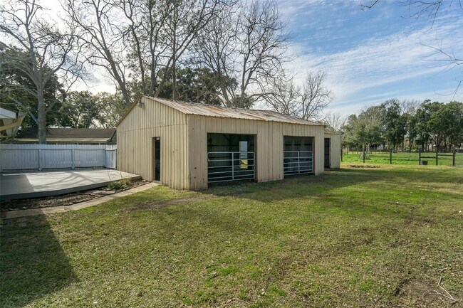 Building Photo - 4604 S Tower Rd