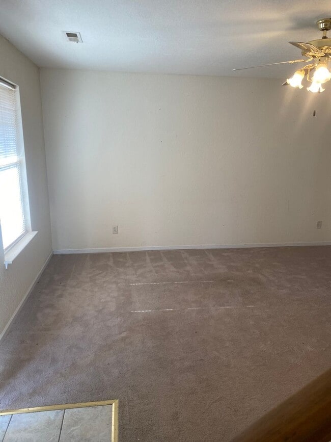 Building Photo - 4901 Kirk Hill Rd