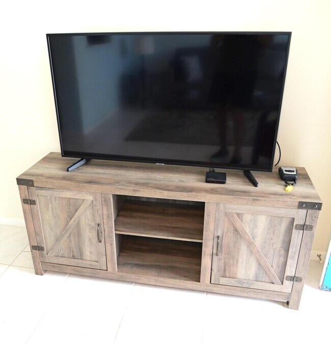 Building Photo - 2929 SE Ocean Blvd