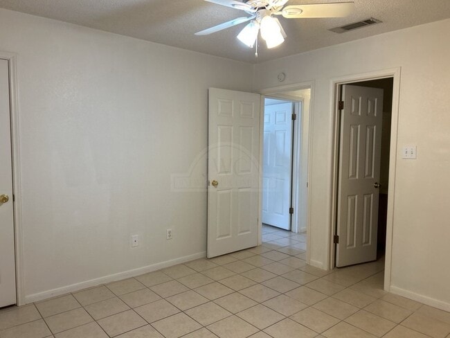 Building Photo - 5305 Morning Glen Ln