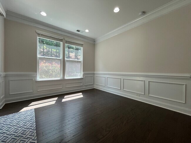 Building Photo - 17027 Challory Gln Wy