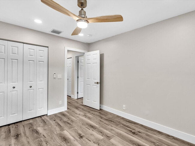 Building Photo - 1381 NW 99th Ave